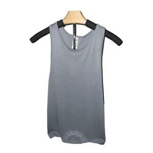 Victoria‎ Sport Tank